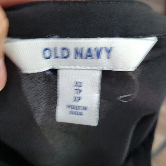 Old navy blouse - Picture 4 of 7